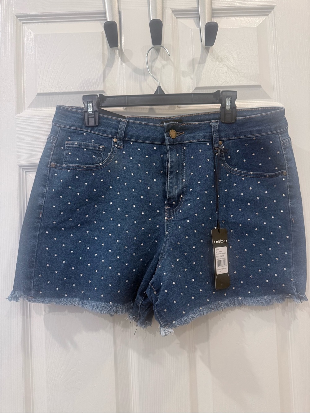 bebe Women Blue Denim Studded Frayed Hem Shorts Size 16 Rhinestone BHL-85